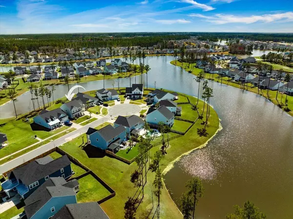 Summerville, SC 29486,308 Oakmont Ave