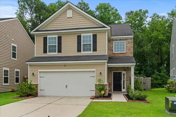 145 Lakestone Rd, Moncks Corner, SC 29461