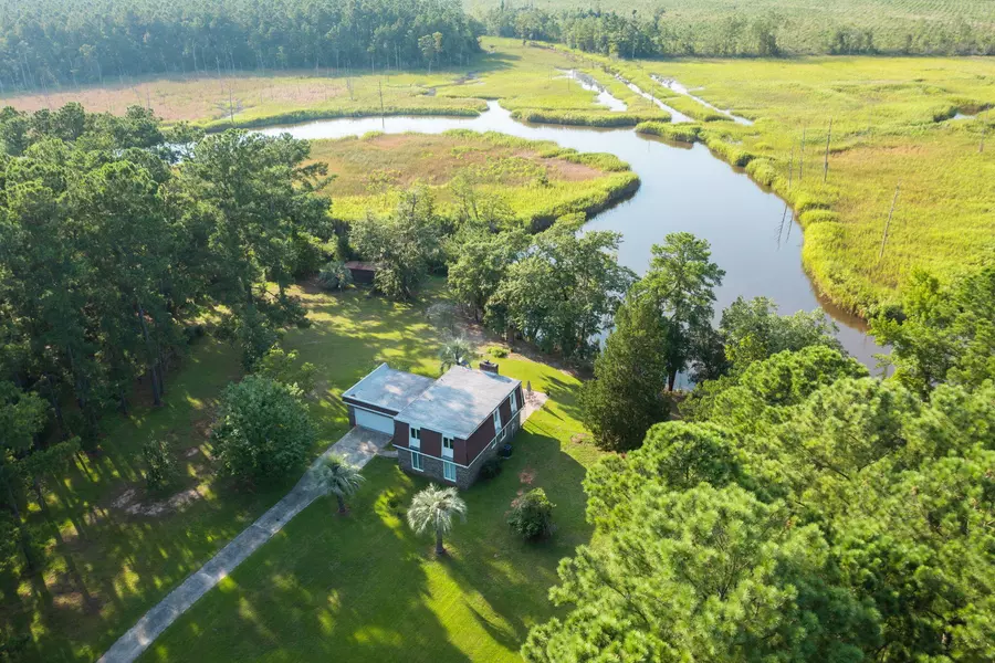 205 Fiddlers Loop, Georgetown, SC 29440