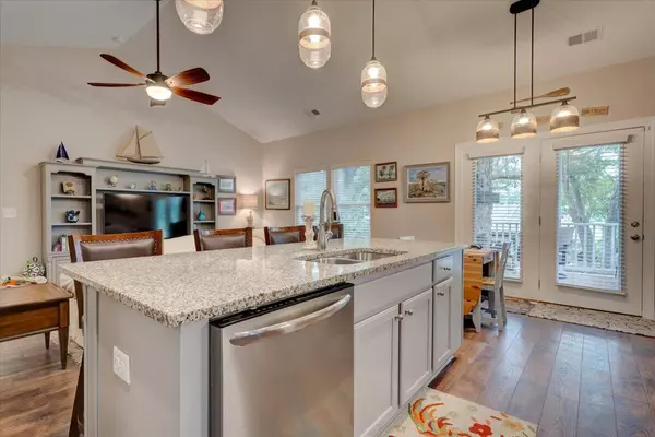 Charleston, SC 29412,1212 Valley Forge Dr