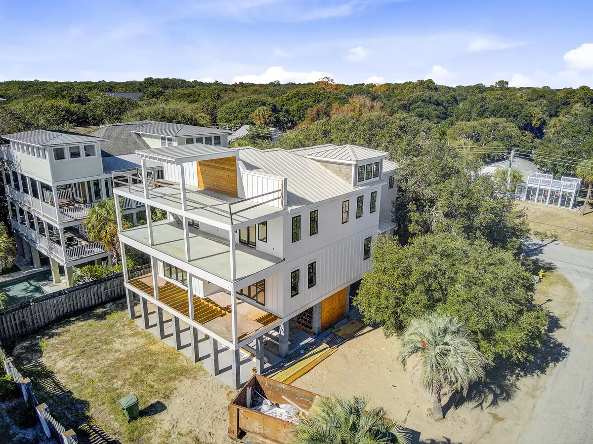 Isle Of Palms, SC 29451,3 38th Ave