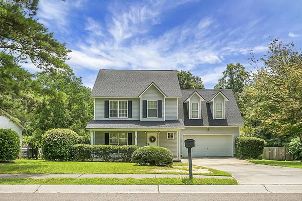 362 Camelot Dr, Goose Creek, SC 29445