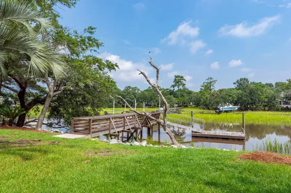 Mount Pleasant, SC 29464,687 Oak Marsh Dr