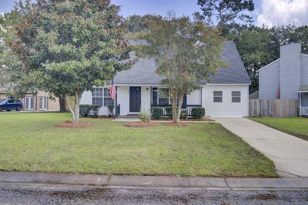 144 Traders Station Rd,  Summerville,  SC 29486