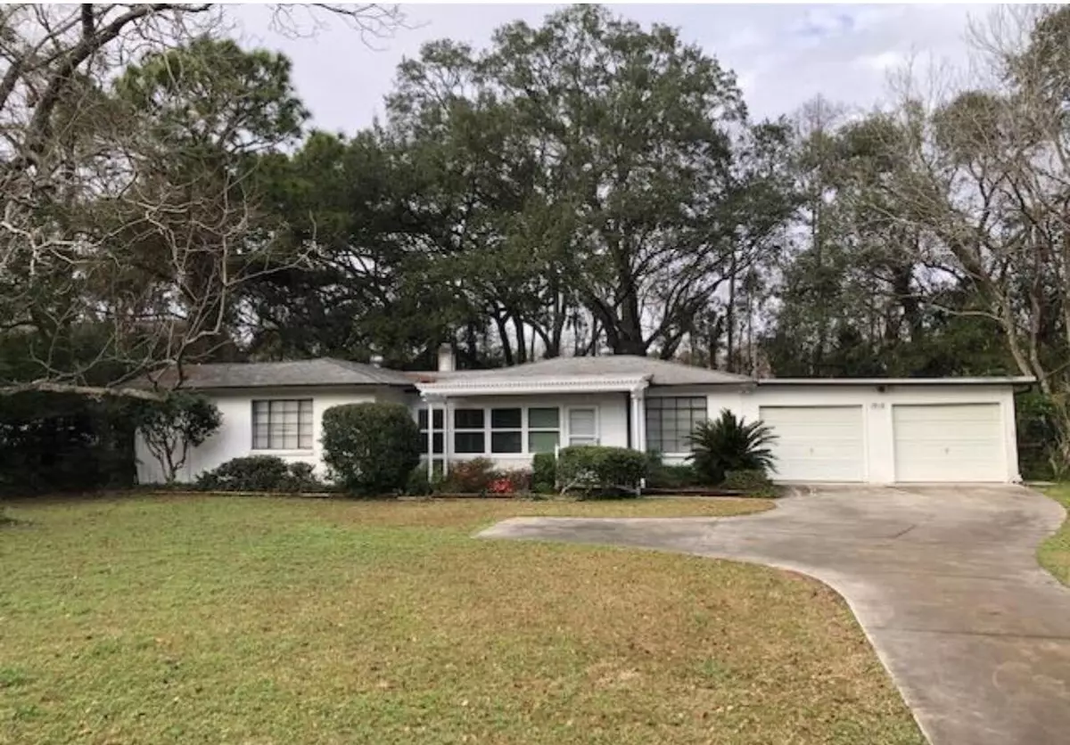 Charleston, SC 29407,1910 Piper Dr