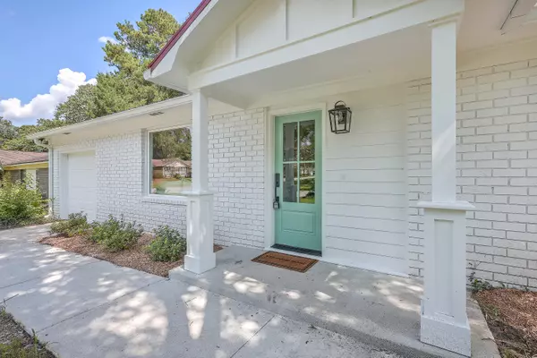 Ladson, SC 29456,1037 Harrison Rd