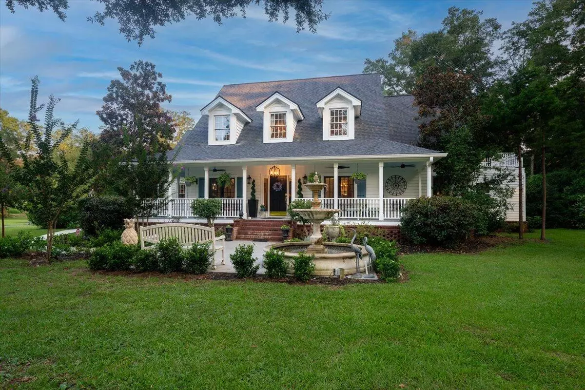 Wadmalaw Island, SC 29487,6949 Maybank Hwy