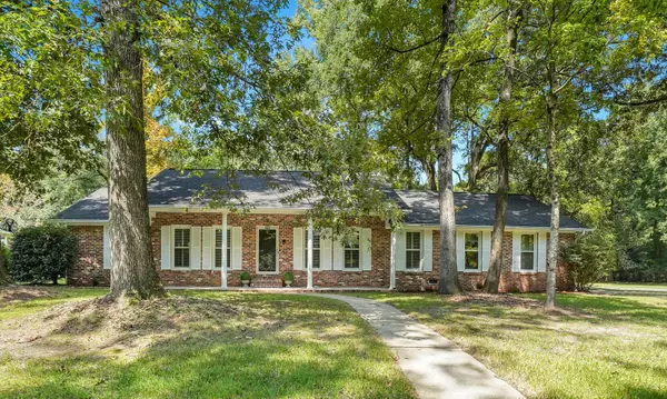 200 Nantucket Dr, Summerville, SC 29485