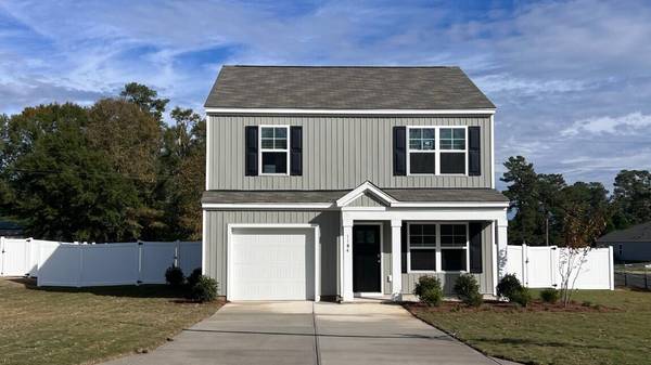 1184 Mulligan Dr, Manning, SC 29102