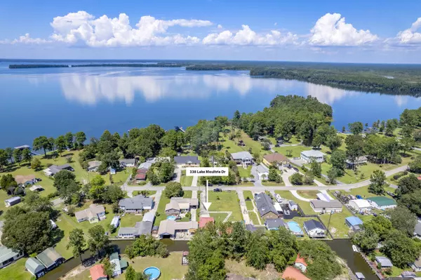 Bonneau, SC 29431,338 Lake Moultrie Dr