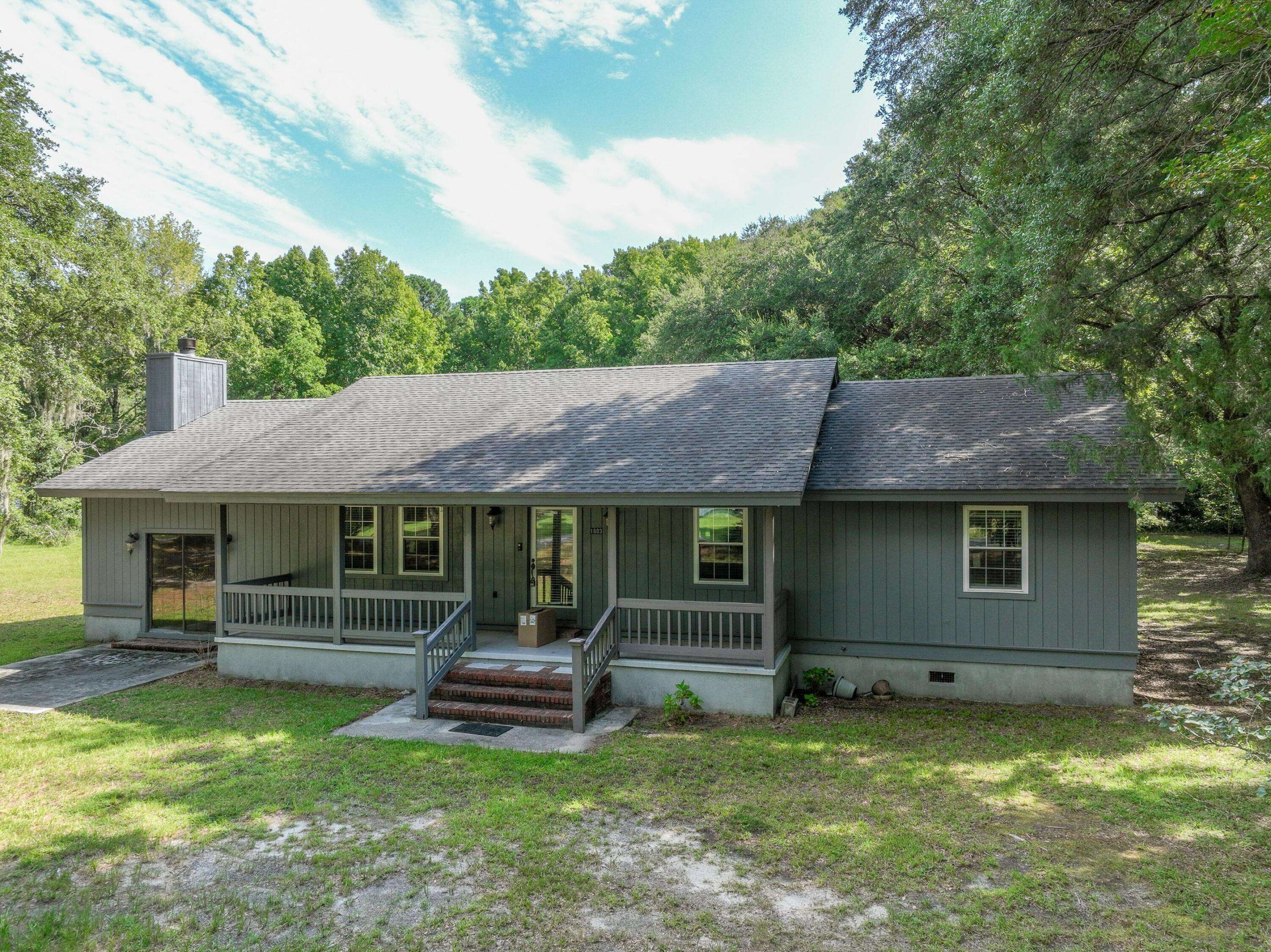 1603 Carolina Ave, Beaufort, SC 29906