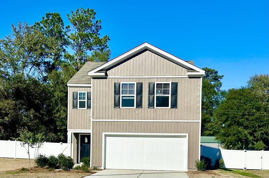 1200 Mulligan Dr, Manning, SC 29102