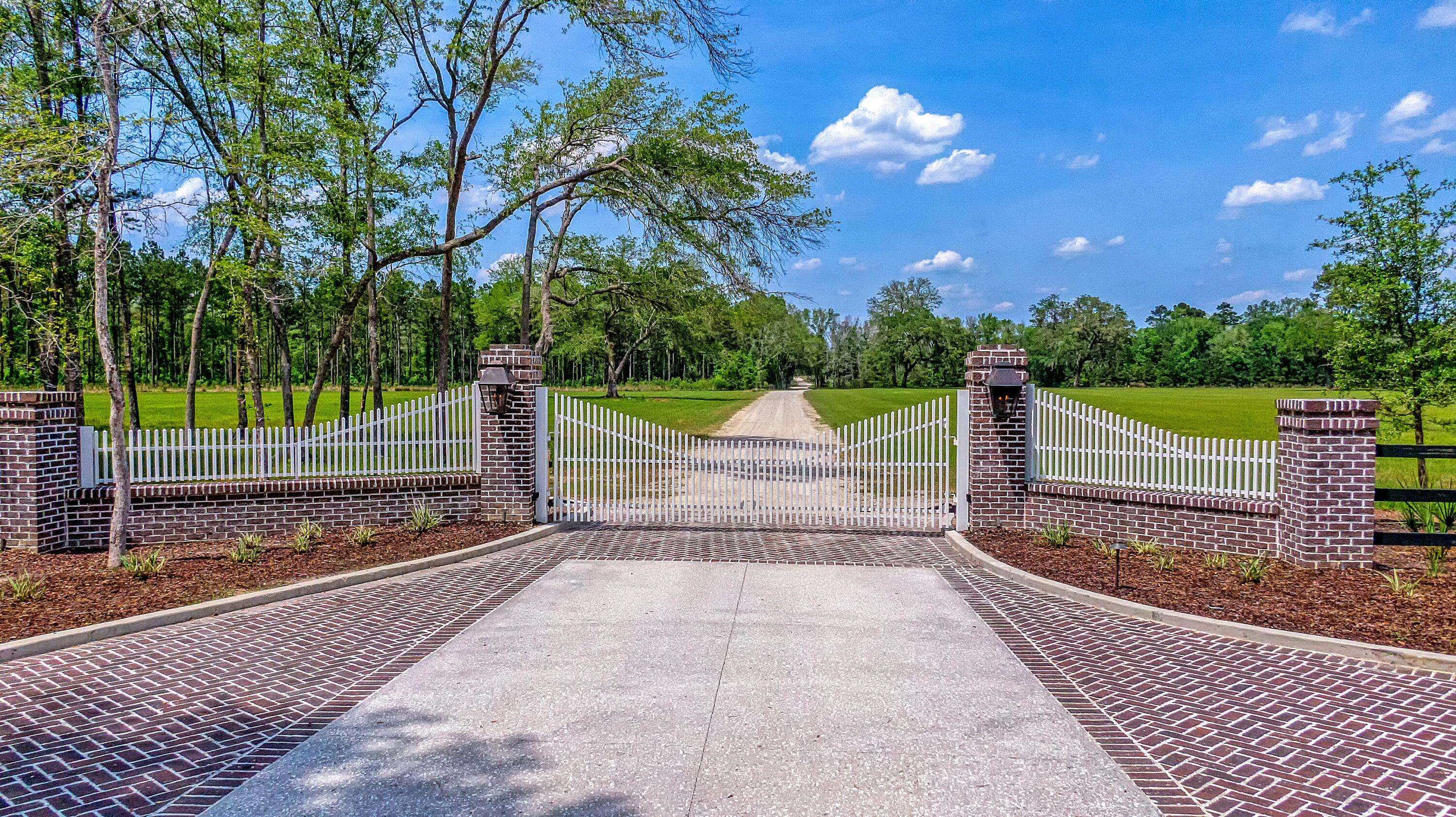 Ravenel, SC 29470,210 Oyster Catcher Ln