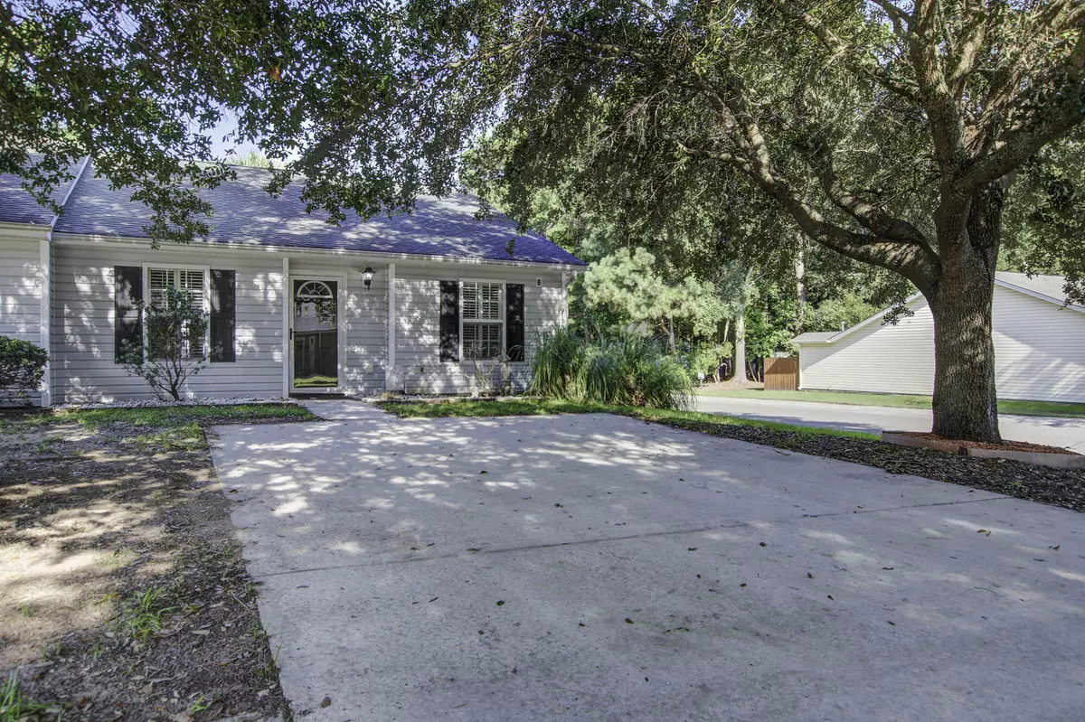 Charleston, SC 29412,1681 Dexter Ln