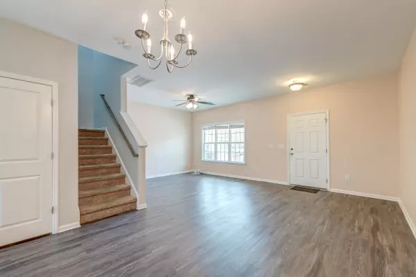 Goose Creek, SC 29445,266 Swallowtail Ln