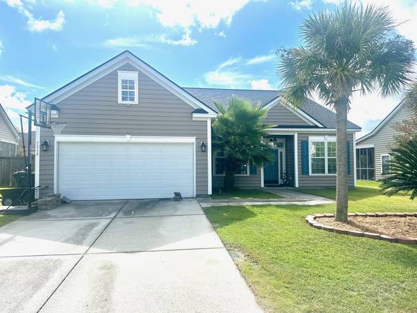 7315 Coopers Hawk Dr, Hanahan, SC 29410