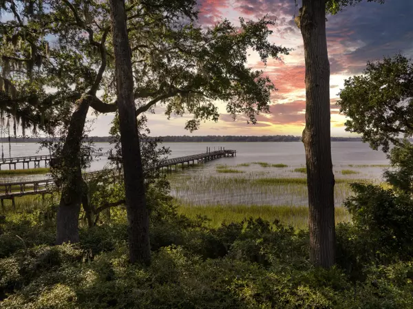 Beaufort, SC 29907,84 Bay Dr