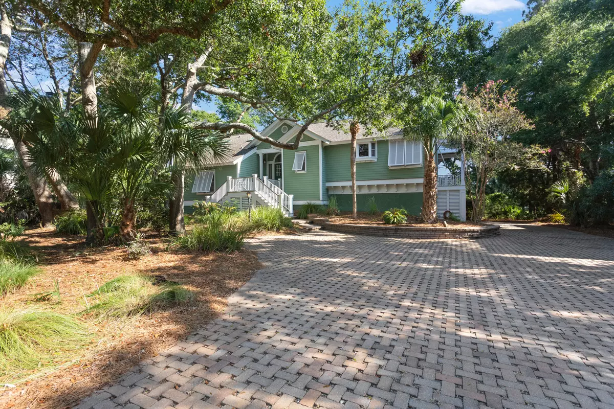 Isle Of Palms, SC 29451,19 Fairway Oaks Ln