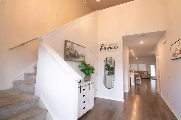 Summerville, SC 29485,217 Pink Azalea St