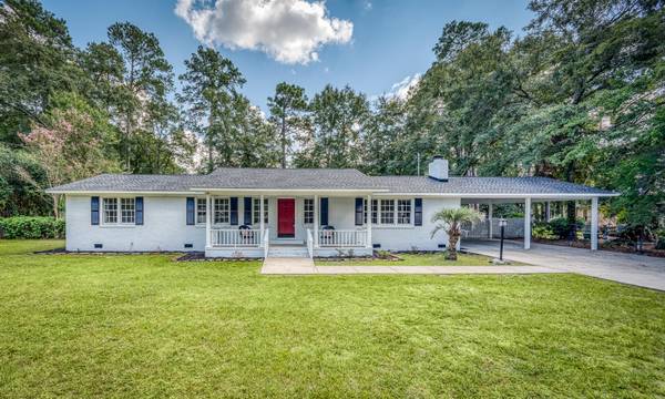 419 Azalea Dr, Walterboro, SC 29488