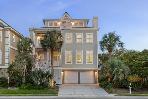 10 Ocean Point Dr, Isle Of Palms, SC 29451