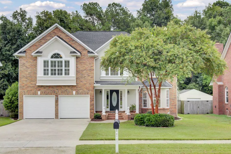 108 N Warwick Trce, Goose Creek, SC 29445