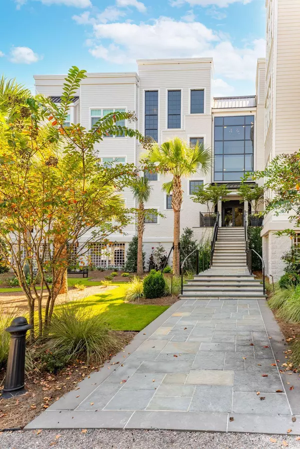 Charleston, SC 29492,108 Fairbanks Oak Aly #402