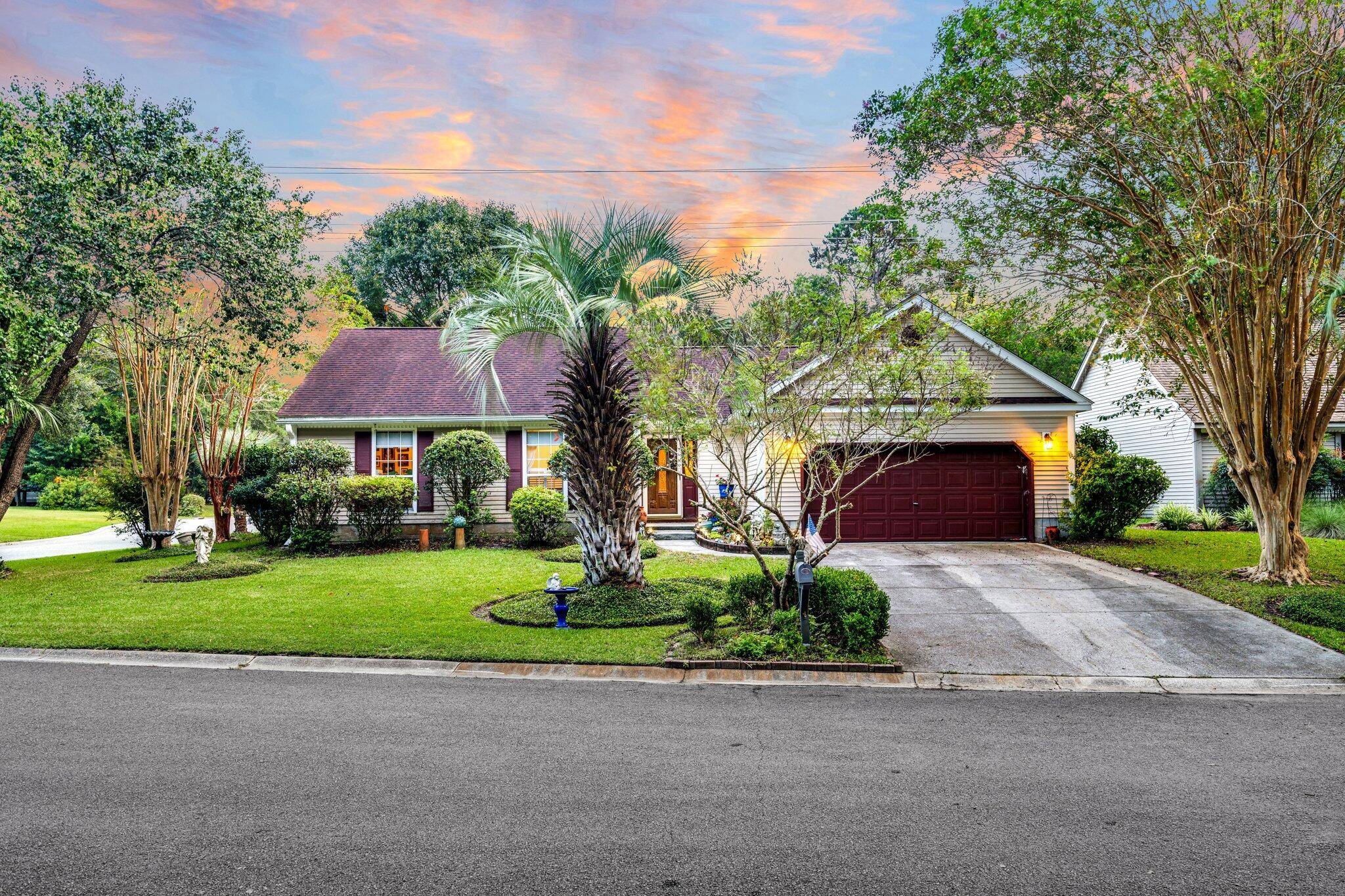 Mount Pleasant, SC 29464,300 Spring Hill Ln