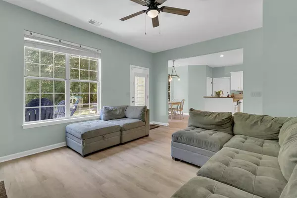 Mount Pleasant, SC 29466,2724 Merwether Ln