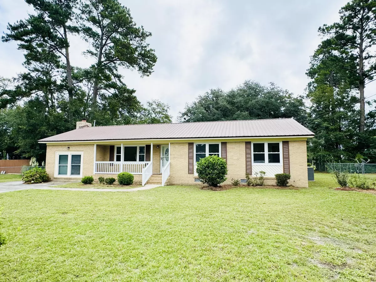 Walterboro, SC 29488,108 Rosewood Dr