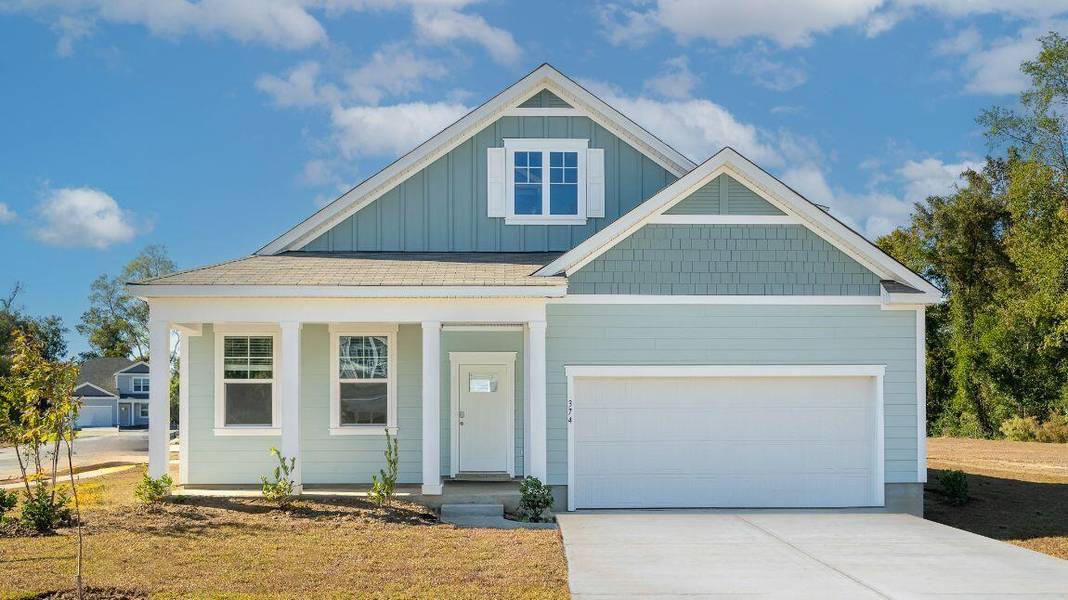 374 Willows Crescent Dr, Moncks Corner, SC 29461