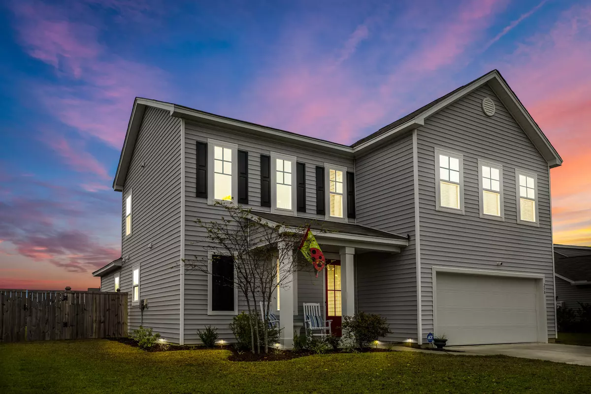 Huger, SC 29450,258 Silver Creek Dr