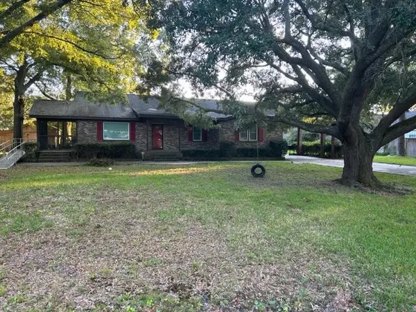 Charleston, SC 29407,1717 Pinecrest Rd