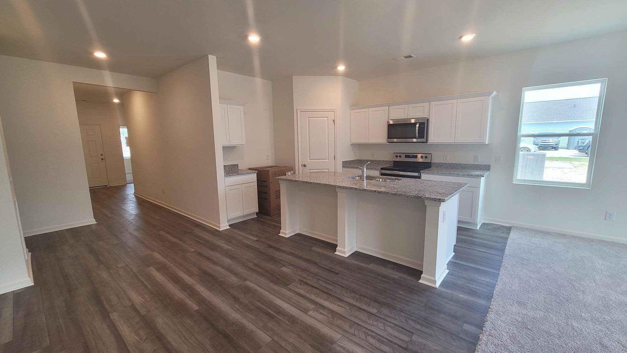 Summerville, SC 29486,237 Phoenix Dr