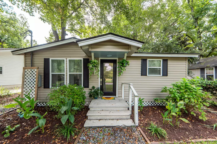 1913 Harper St, North Charleston, SC 29406