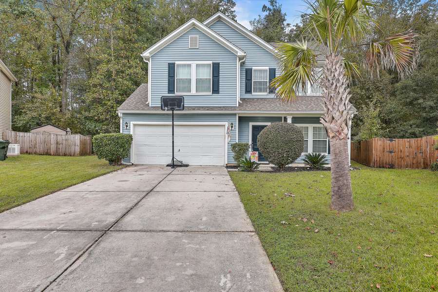 223 Chipping Sparrow Dr, Summerville, SC 29485