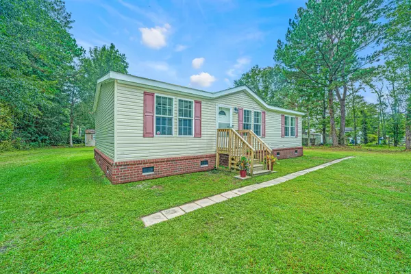 Lincolnville, SC 29485,301 W Broad St