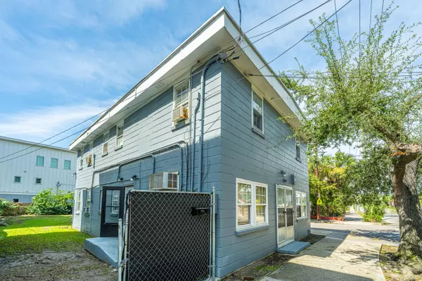 Charleston, SC 29403,113 America St #A, B, C, D