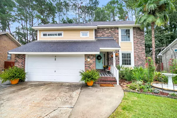 Ladson, SC 29456,1208 Scotch Pine Ln