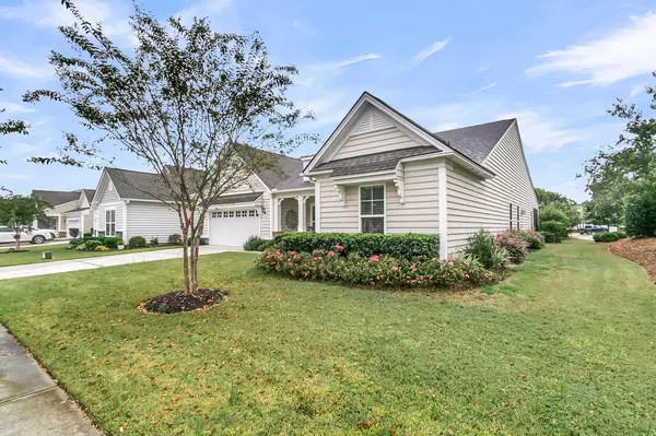 Summerville, SC 29486,301 Regatta Way