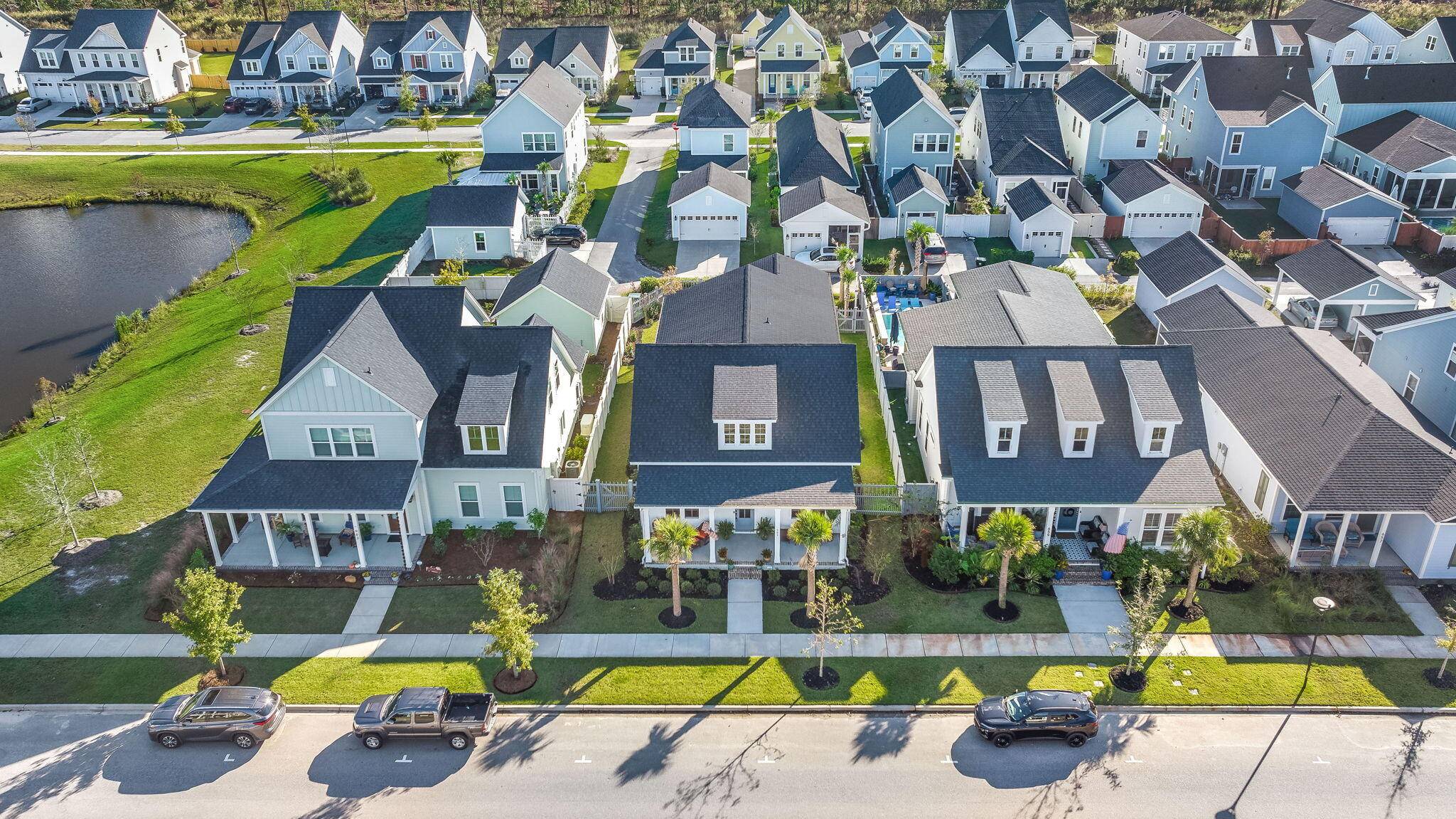 Summerville, SC 29486,661 Blueway Ave