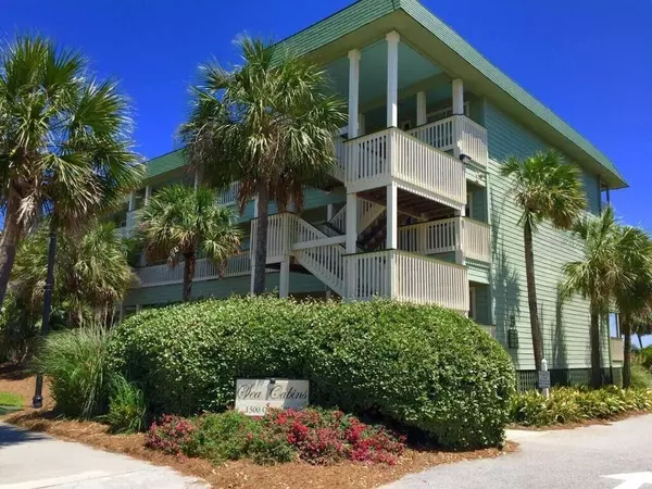 Isle Of Palms, SC 29451,1300 Ocean Blvd #208