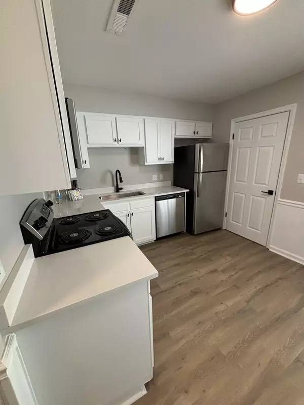 Mount Pleasant, SC 29464,1137 Oakleaf Dr