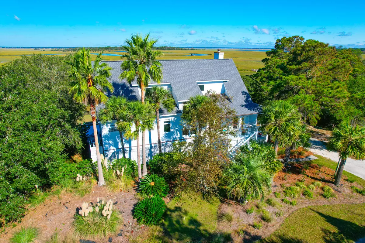 Isle Of Palms, SC 29451,20 Seagrass Lane