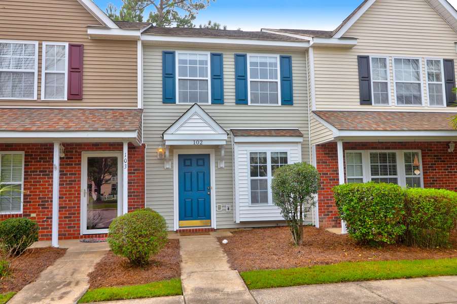 102 Tree Branch Cir, Summerville, SC 29483