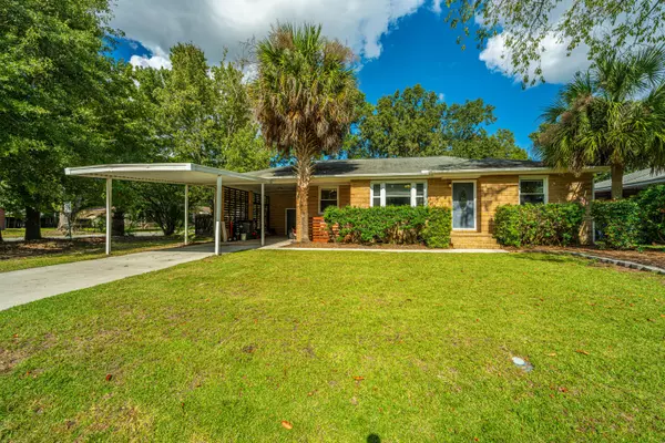 7008 Terrace Dr, North Charleston, SC 29406