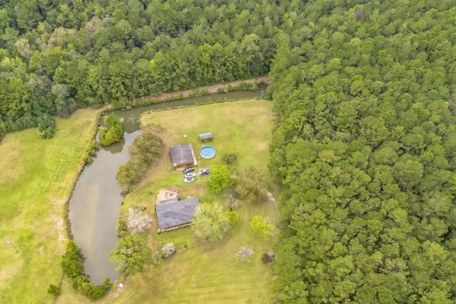 1231 Turkey Pond Rd, Jamestown, SC 29453