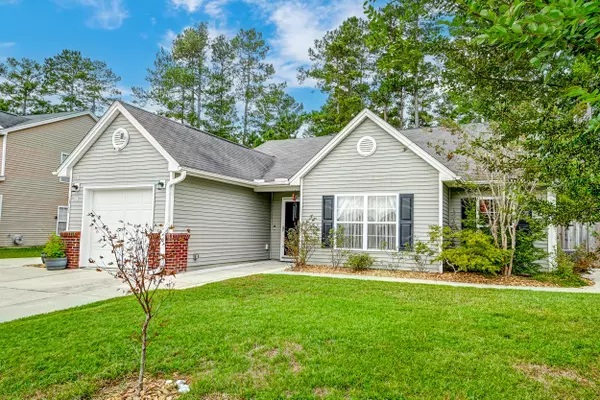 311 Deep River Rd, Summerville, SC 29486