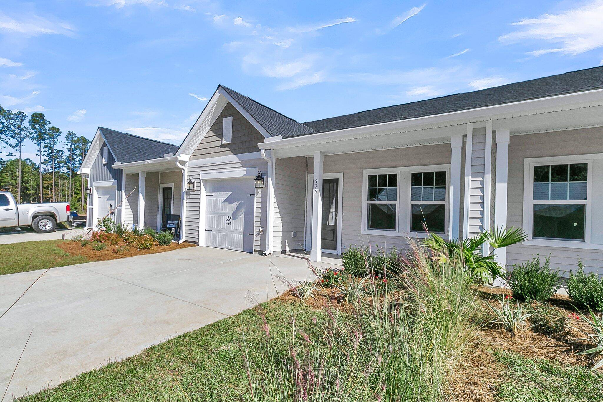 Summerville, SC 29486,975 Dusk Dr