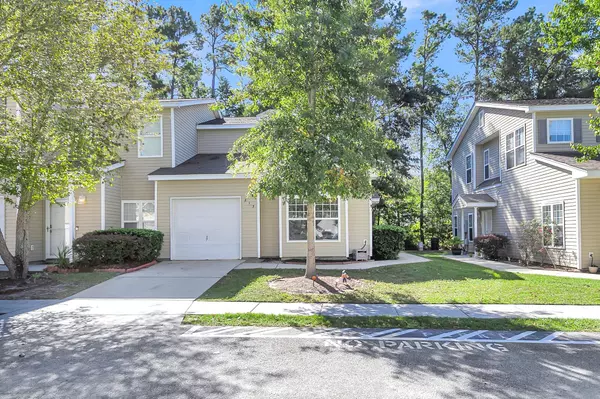Ladson, SC 29456,213 Grand Oaks Dr